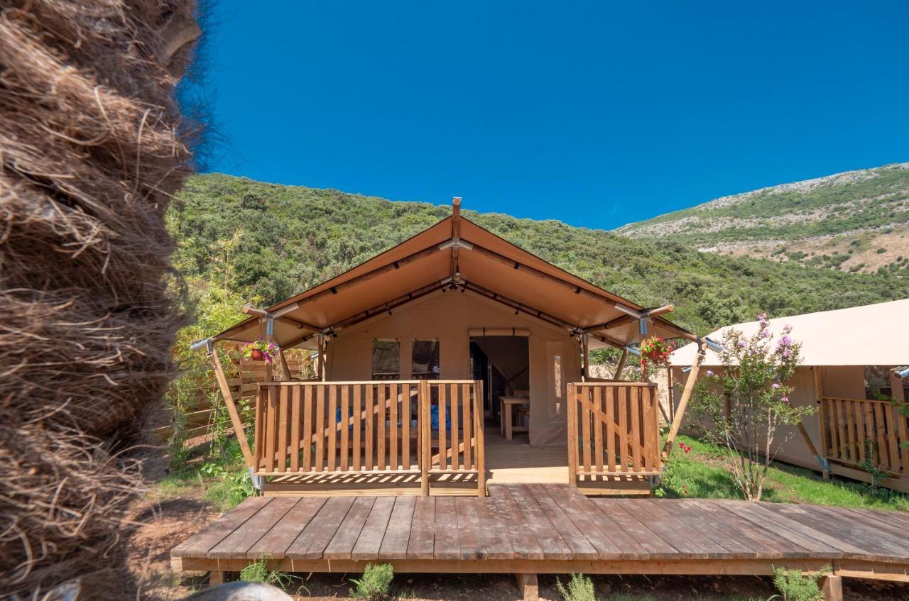 Sea Glamping Hotel Kotor Exterior foto