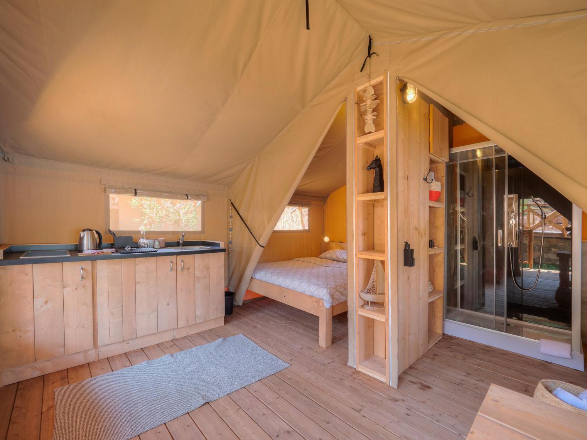 Sea Glamping Hotel Kotor Exterior foto