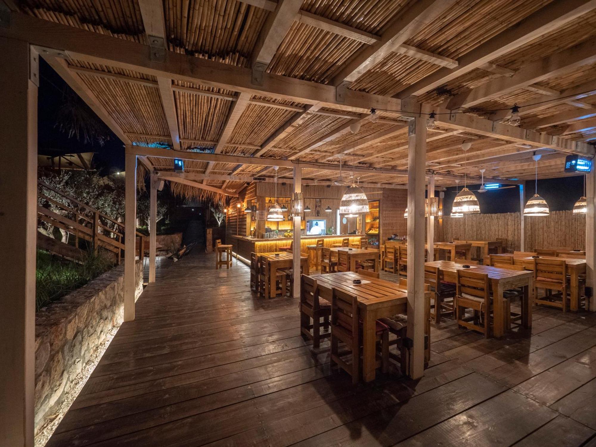 Sea Glamping Hotel Kotor Exterior foto